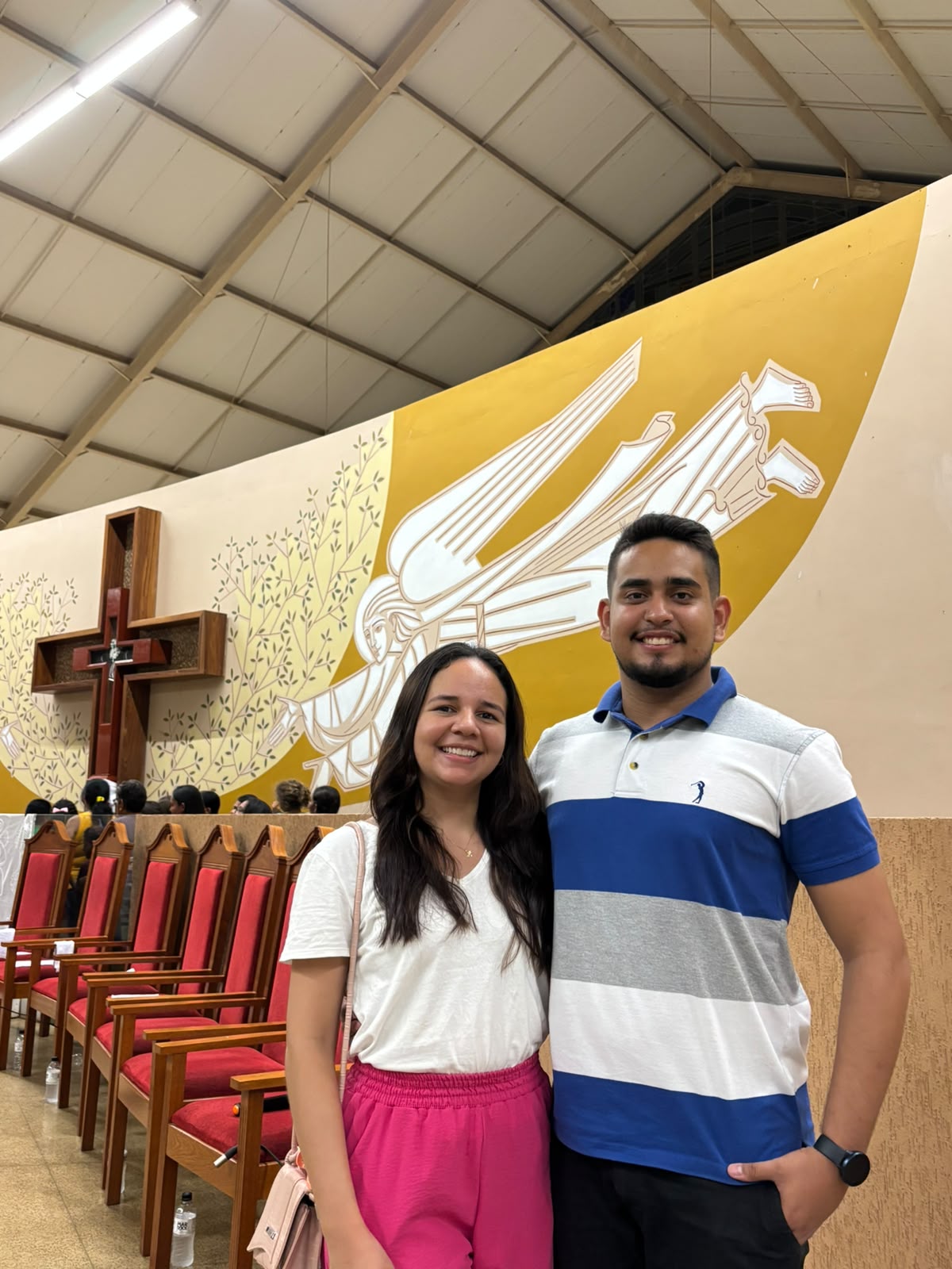 Retrato do casal sorrindo